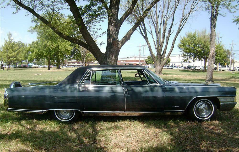 1965 CADILLAC FLEETWOOD BROUGHAM 4 DOOR SEDAN - Side Profile - 137694