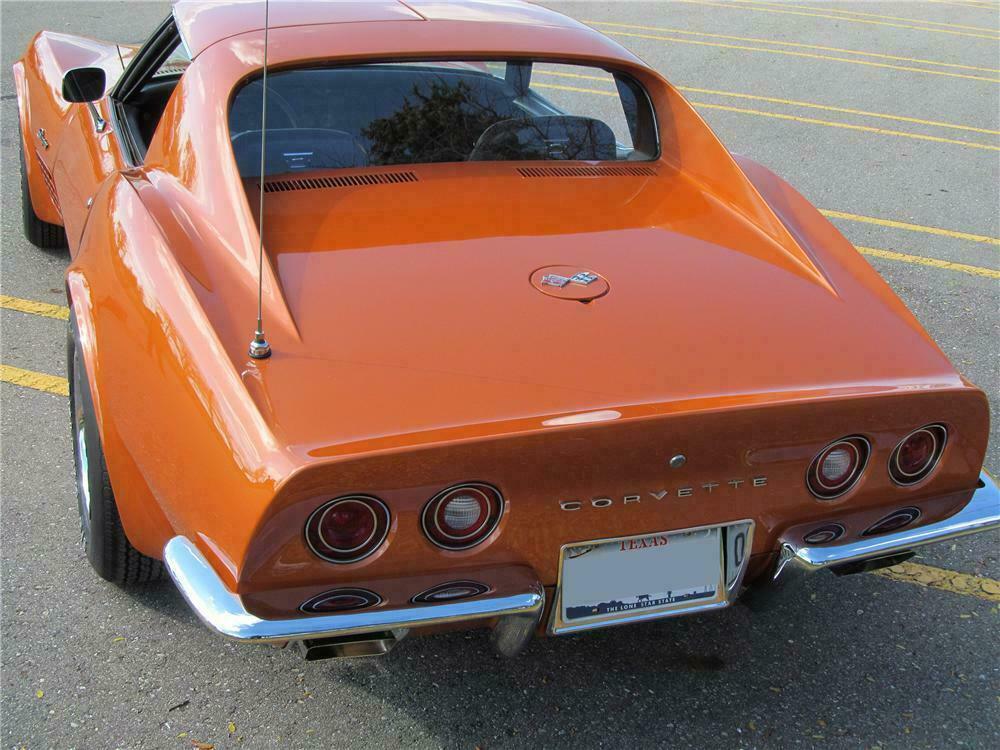 1972 CHEVROLET CORVETTE 2 DOOR COUPE - Rear 3/4 - 137740