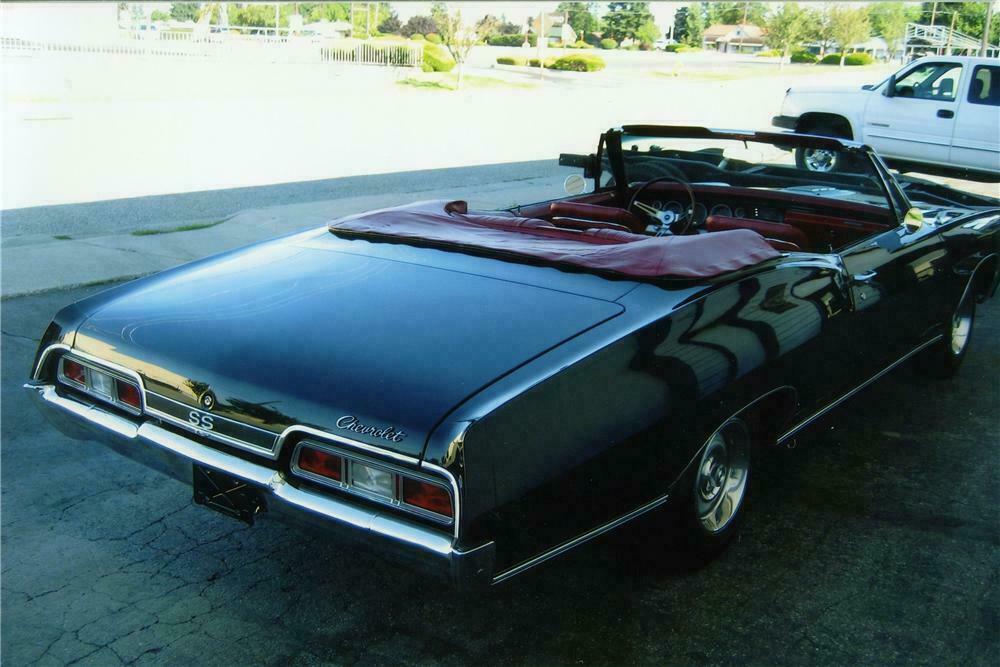 1967 CHEVROLET IMPALA SS CONVERTIBLE - Rear 3/4 - 137767