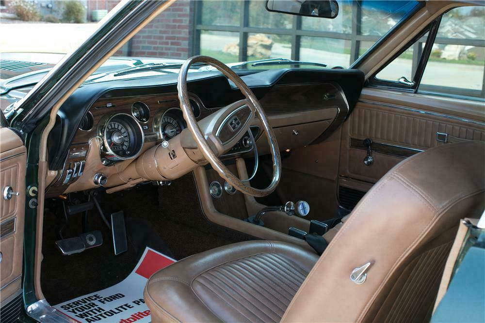 1968 SHELBY GT500 KR FASTBACK - Interior - 137975
