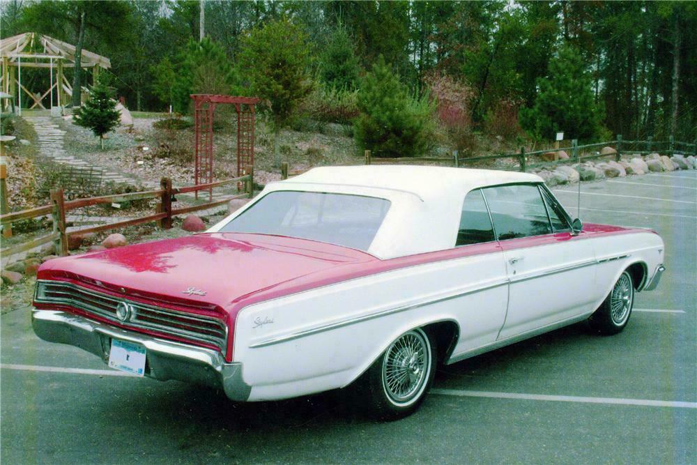 1965 BUICK SKYLARK CONVERTIBLE - Rear 3/4 - 138105
