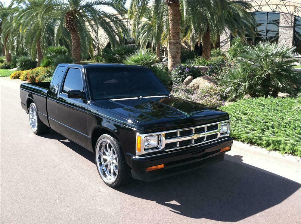 1990 CHEVROLET S-10 CUSTOM PICKUP - Front 3/4 - 138141