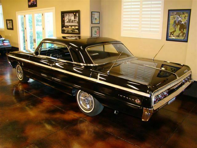 1964 CHEVROLET IMPALA SS 2 DOOR HARDTOP - Rear 3/4 - 138166