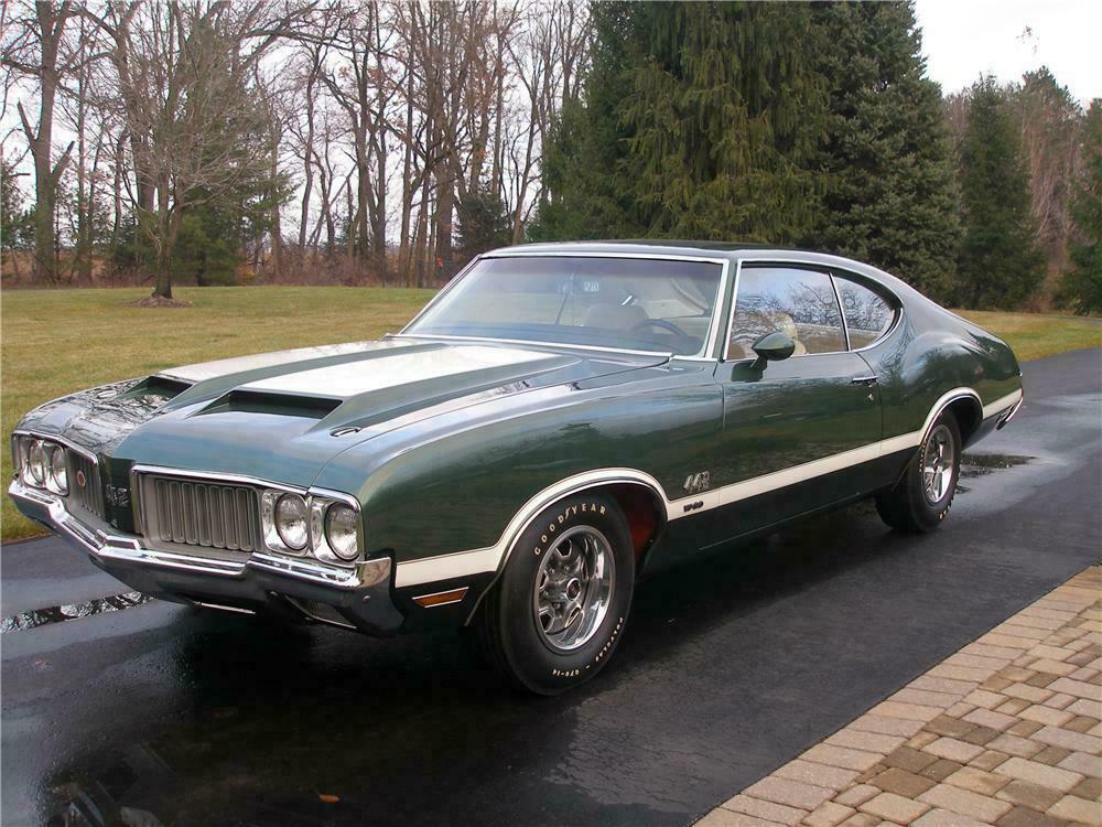 1970 OLDSMOBILE 442 W30 2 DOOR HARD TOP - Front 3/4 - 138223