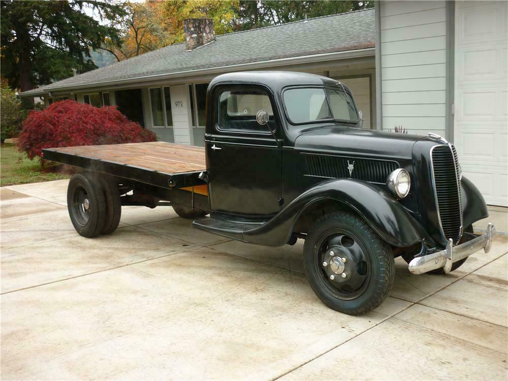 Ford Flatbed Trucks