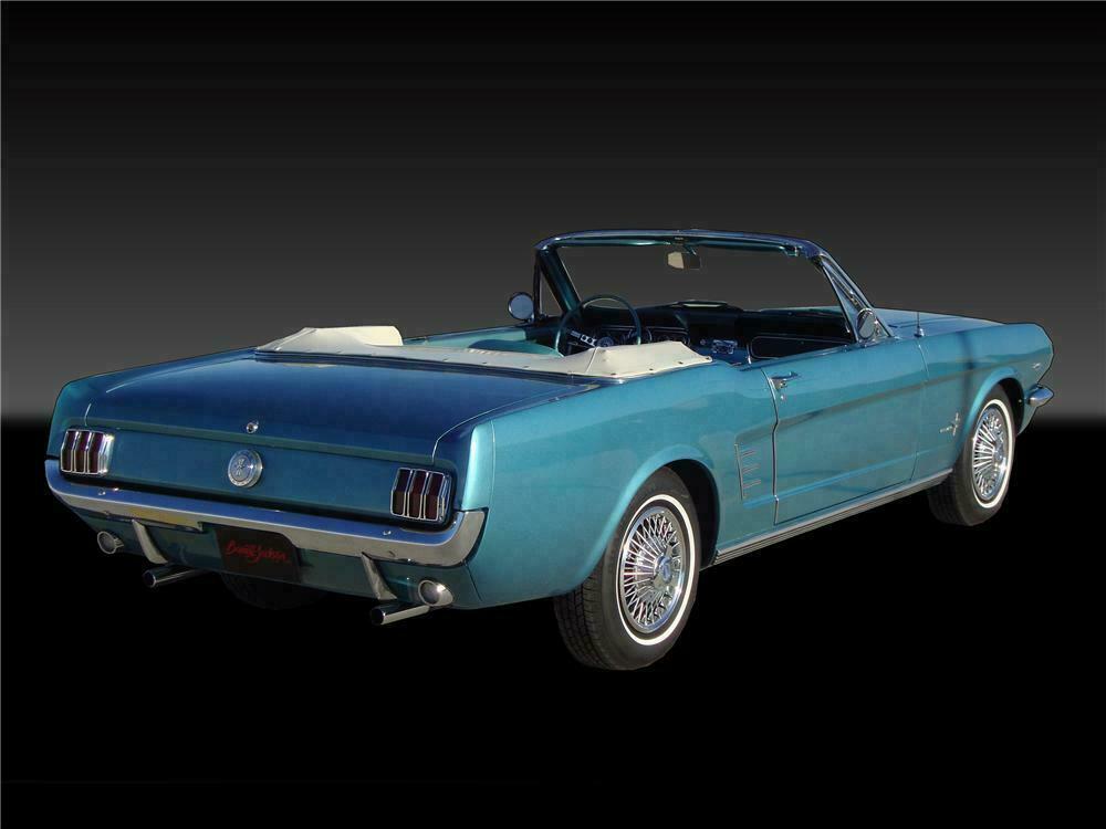 1966 FORD MUSTANG CONVERTIBLE - Rear 3/4 - 138346