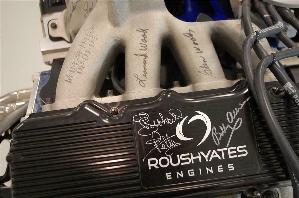 0 ROUSH YATES NASCAR SPRINT CUP ENGINE  - Engine - 138375