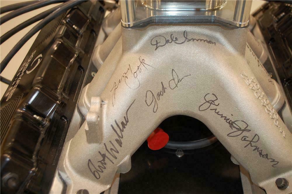 0 ROUSH YATES NASCAR SPRINT CUP ENGINE  - Interior - 138375