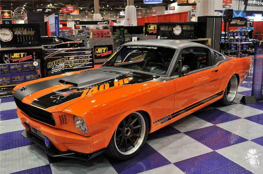 1965 FORD MUSTANG CUSTOM COUPE - Front 3/4 - 138386
