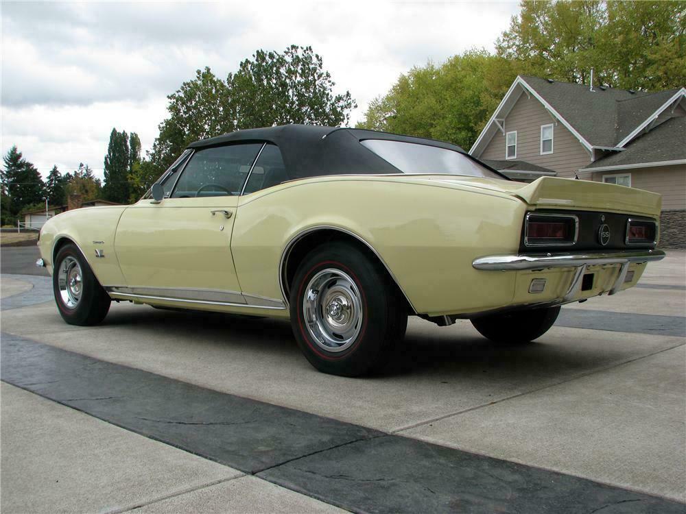 1967 CHEVROLET CAMARO CONVERTIBLE - Rear 3/4 - 138483