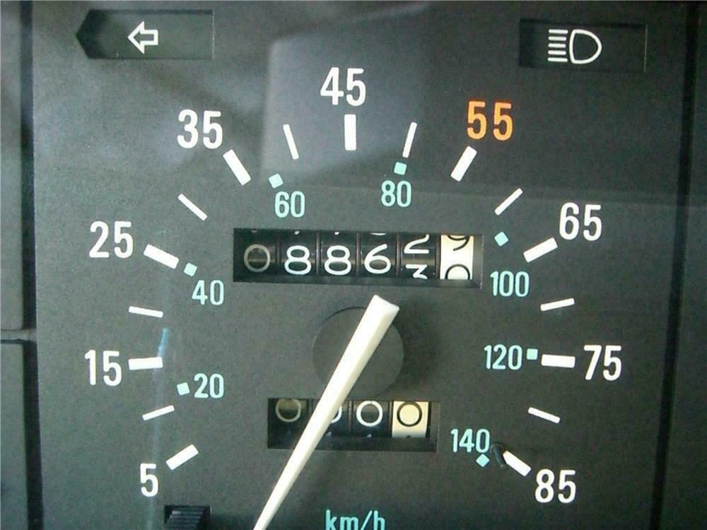 1983 DELOREAN DMC-12 SPORTS COUPE - Engine - 138502