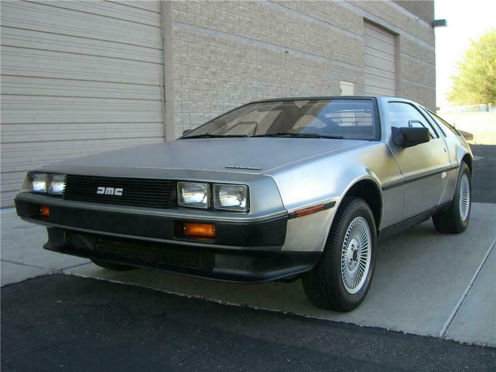 1983 DELOREAN DMC-12 SPORTS COUPE - Front 3/4 - 138502