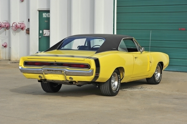 1970 DODGE CHARGER R/T 2 DOOR HARDTOP - Rear 3/4 - 138591