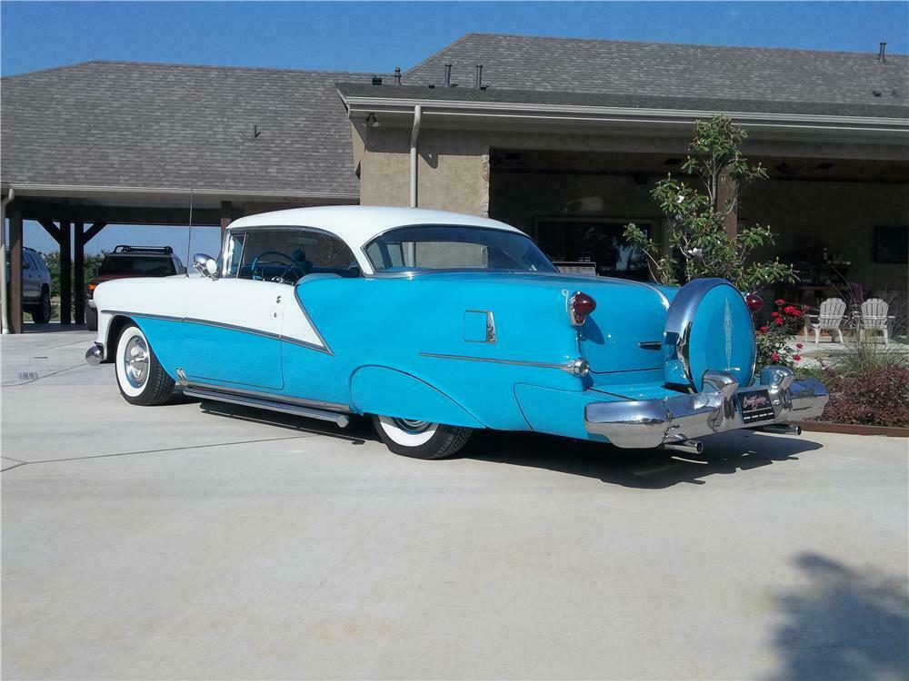 1954 OLDSMOBILE 98 CUSTOM 2 DOOR HARDTOP - Rear 3/4 - 138973