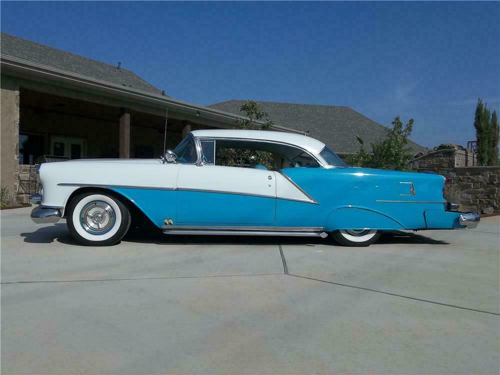 1954 OLDSMOBILE 98 CUSTOM 2 DOOR HARDTOP - Side Profile - 138973