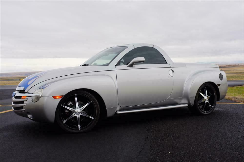 2004 CHEVROLET SSR CUSTOM PICKUP