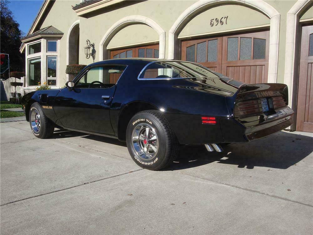 1976 PONTIAC FIREBIRD TRANS AM - Rear 3/4 - 139193