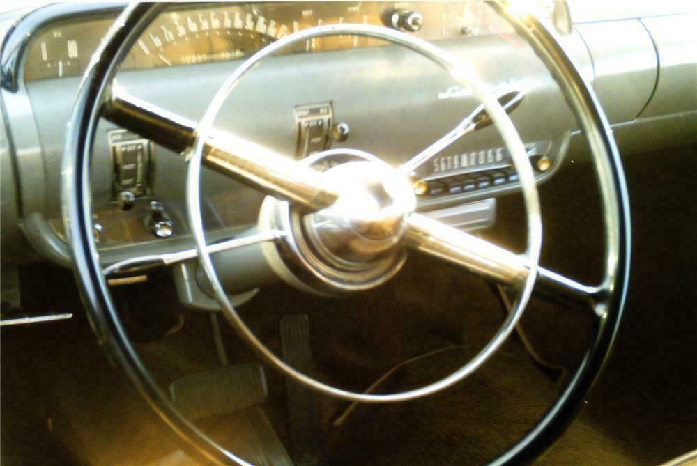 1952 LINCOLN CAPRI CONVERTIBLE - Interior - 139440