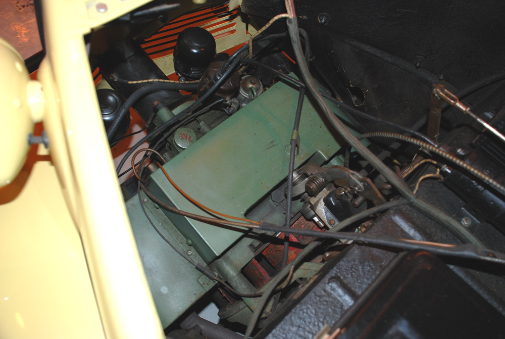 1942 CROSLEY CONVERTIBLE - Engine - 139507