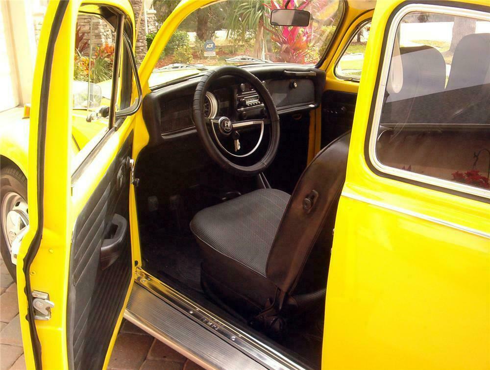 1970 VOLKSWAGEN BEETLE 2 DOOR SEDAN - Interior - 151387