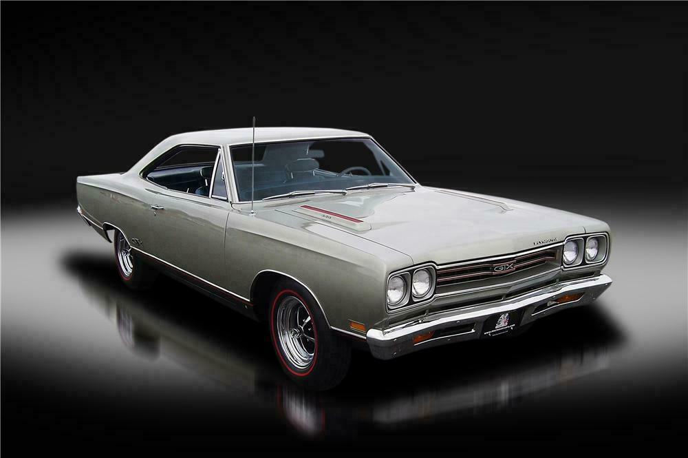 1969 PLYMOUTH GTX 2 DOOR HARDTOP - Front 3/4 - 151633
