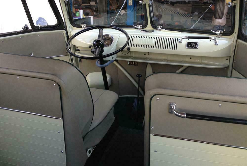 1958 Volkswagen Deluxe 15 Window Bus