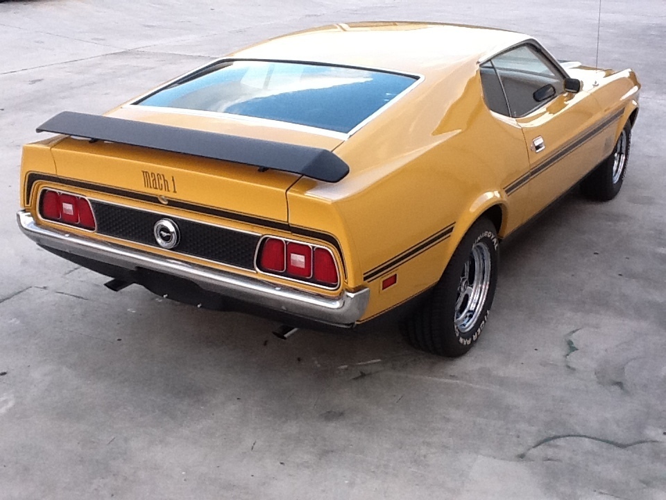 1972 FORD MUSTANG MACH 1 FASTBACK - Rear 3/4 - 153537