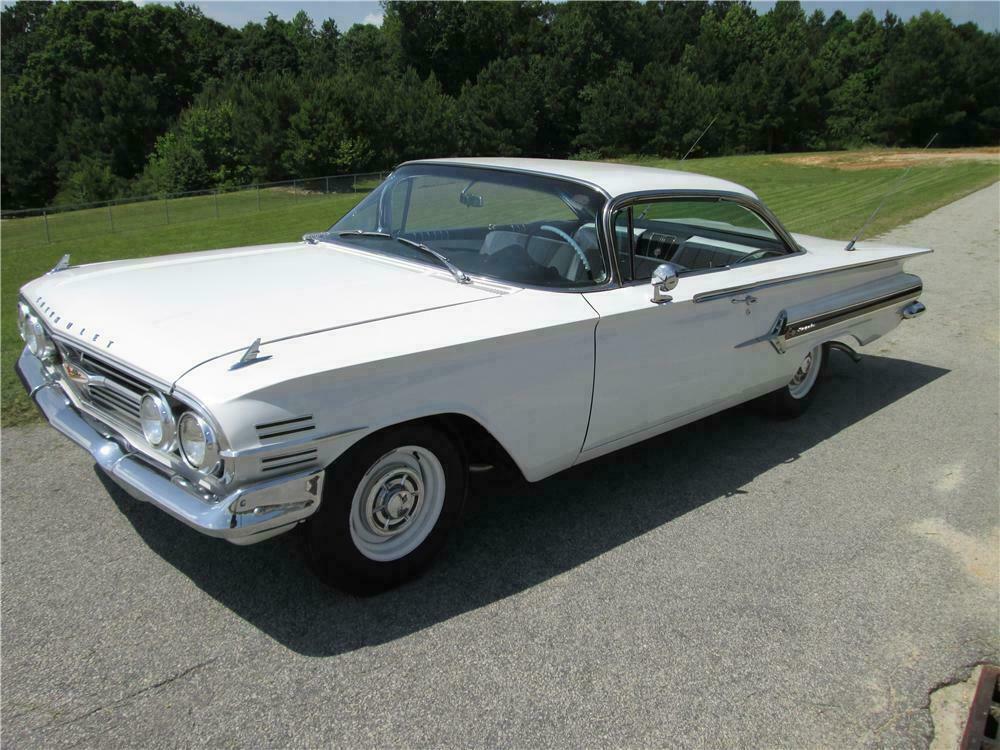 1960 CHEVROLET IMPALA 2 DOOR HARDTOP - Front 3/4 - 154162