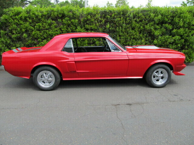 1967 Ford Mustang Custom 2 Door Coupe