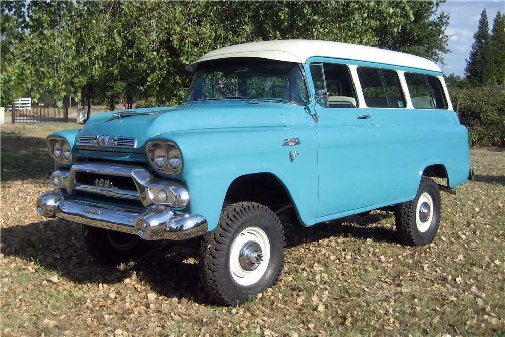1958 GMC SUBURBAN NAPCO 4X4 - Front 3/4 - 154267