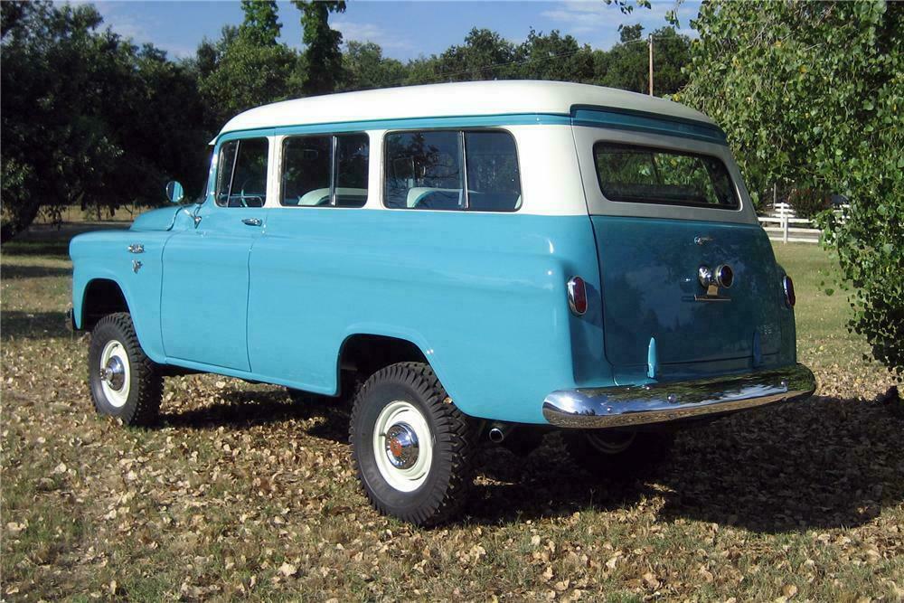 1958 GMC SUBURBAN NAPCO 4X4 - Rear 3/4 - 154267
