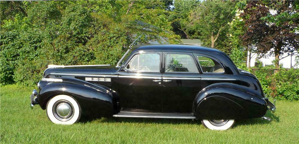 1940 BUICK SPECIAL 4 DOOR SEDAN - Side Profile - 157410