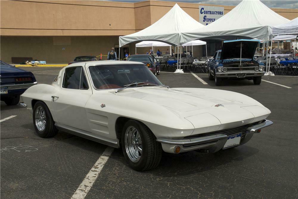 1964 CHEVROLET CORVETTE 2 DOOR COUPE - Front 3/4 - 157576