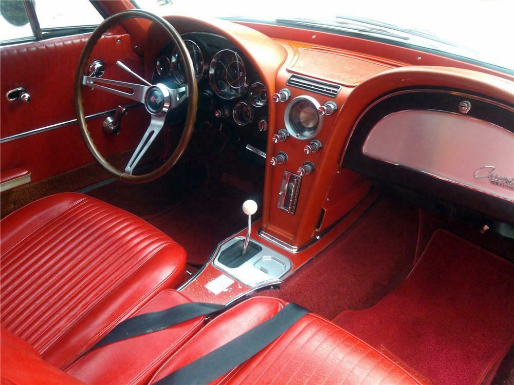 1964 CHEVROLET CORVETTE 2 DOOR COUPE - Interior - 157576