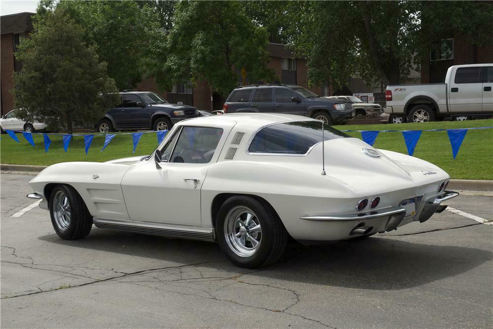 1964 CHEVROLET CORVETTE 2 DOOR COUPE - Rear 3/4 - 157576