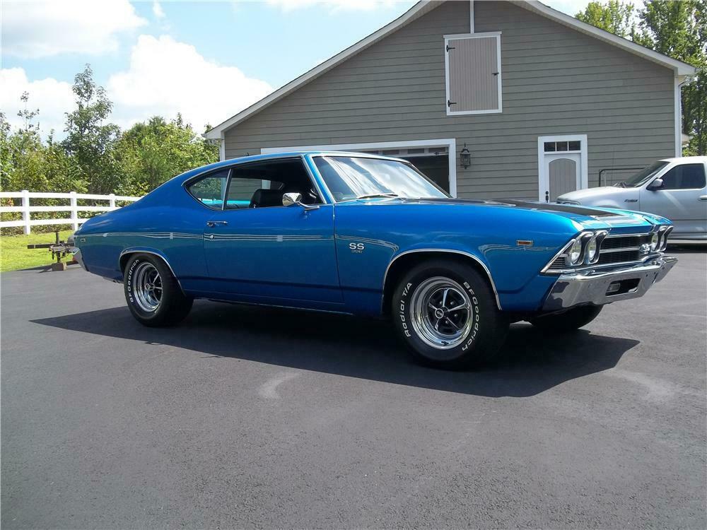 1969 CHEVROLET CHEVELLE SS 396 2 DOOR HARDTOP - Front 3/4 - 157654