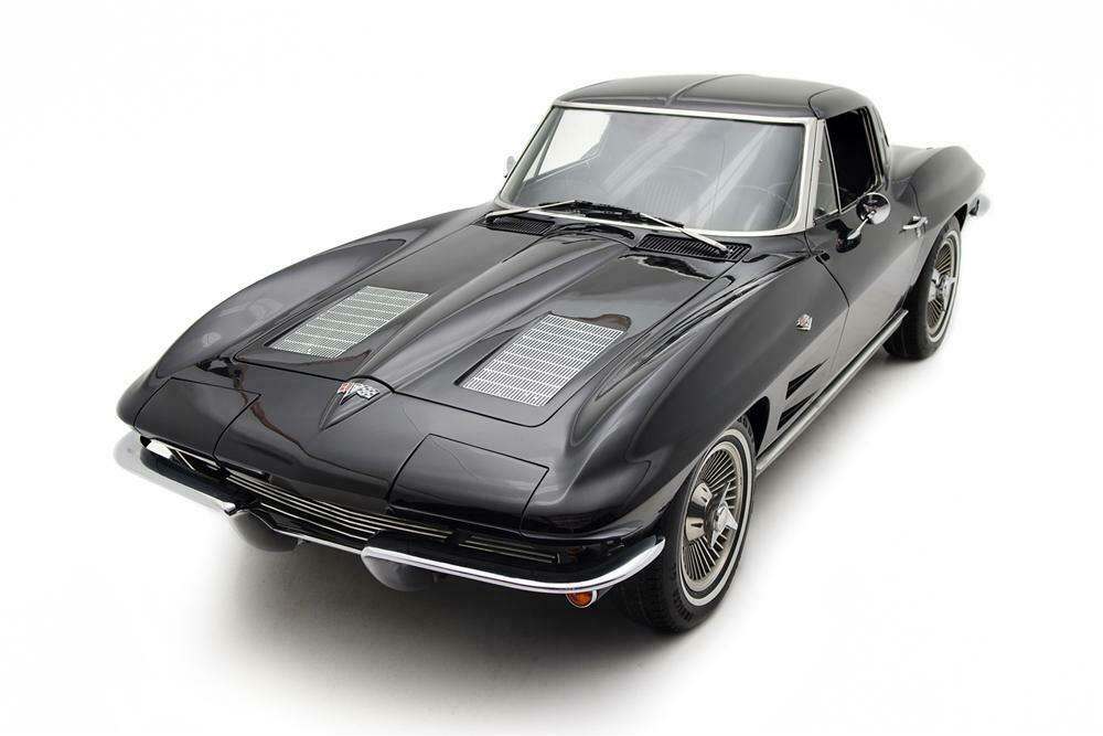 1963 CHEVROLET CORVETTE 2 DOOR COUPE - Front 3/4 - 157689