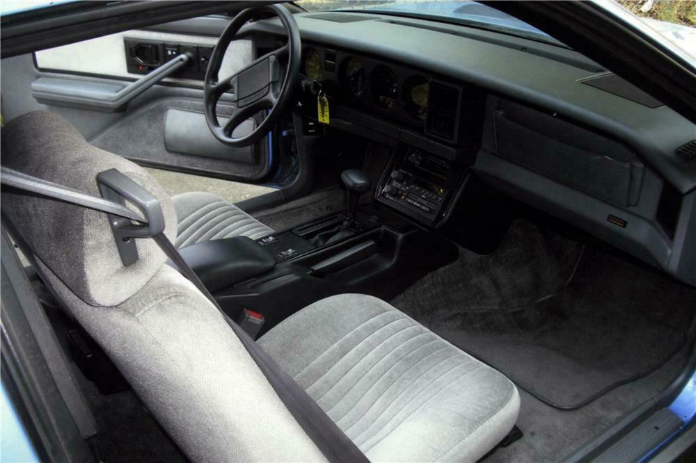 1989 PONTIAC FIREBIRD FORMULA 2 DOOR HARDTOP - Interior - 157884