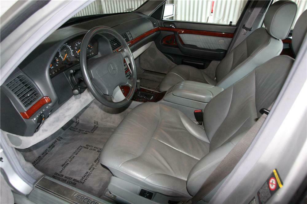 1999 MERCEDES-BENZ S320 4 DOOR HARDTOP - Interior - 157938