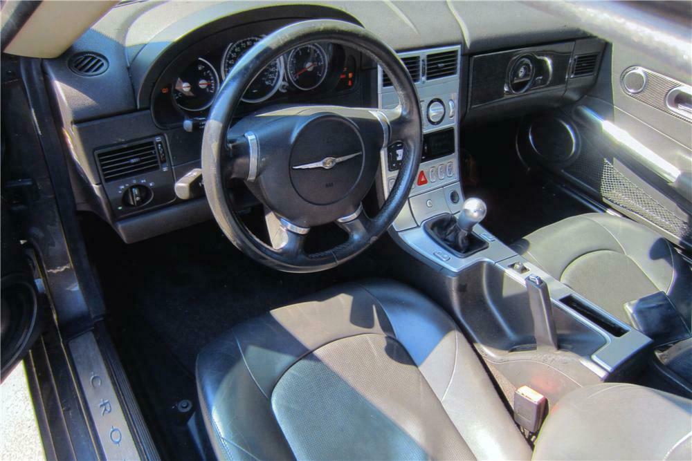 2004 CHRYSLER CROSSFIRE 2 DOOR COUPE - Interior - 157961