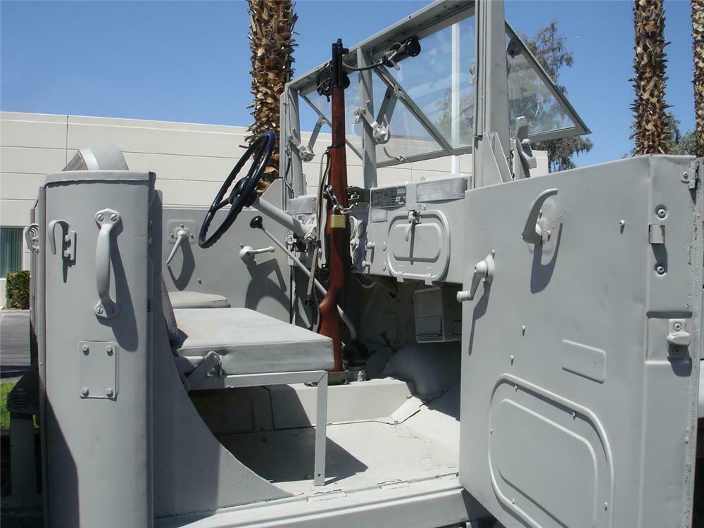 1955 REO M36 C 6X6 MILITARY - Interior - 158178