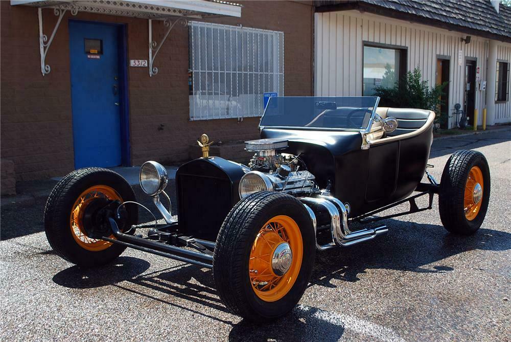 1923 FORD MODEL T CUSTOM ROADSTER - Front 3/4 - 158319