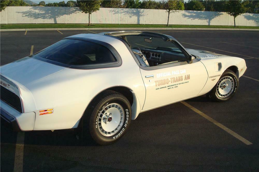 1980 PONTIAC FIREBIRD TRANS AM 2 DOOR COUPE - Rear 3/4 - 158395