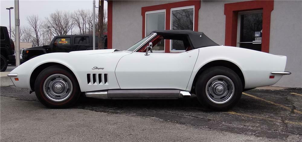 1969 CHEVROLET CORVETTE CONVERTIBLE - Side Profile - 161007