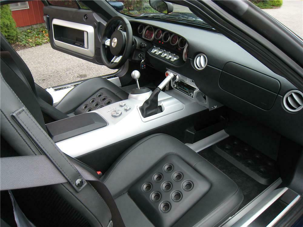 Ford gt40 2005 Interior