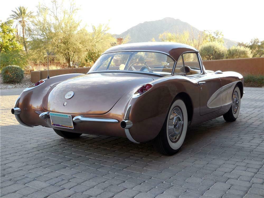 1957 CHEVROLET CORVETTE CONVERTIBLE - Rear 3/4 - 161108