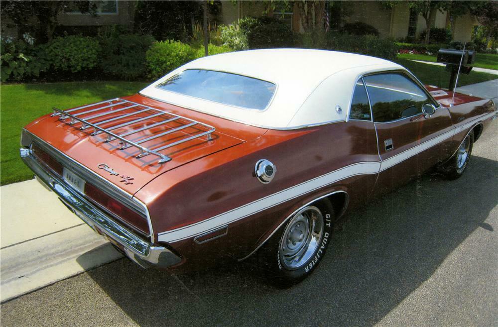 1970 DODGE CHALLENGER R/T 2 DOOR HARDTOP - Rear 3/4 - 161209