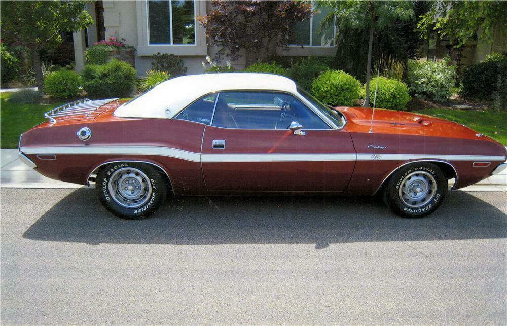 1970 DODGE CHALLENGER R/T 2 DOOR HARDTOP - Side Profile - 161209
