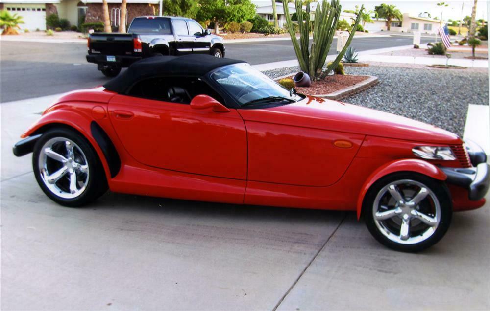 1999 PLYMOUTH PROWLER ROADSTER - Front 3/4 - 161265