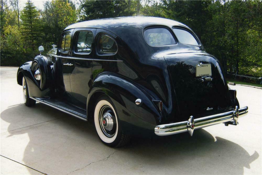 1940 Packard 120 Darrin Conv Vic